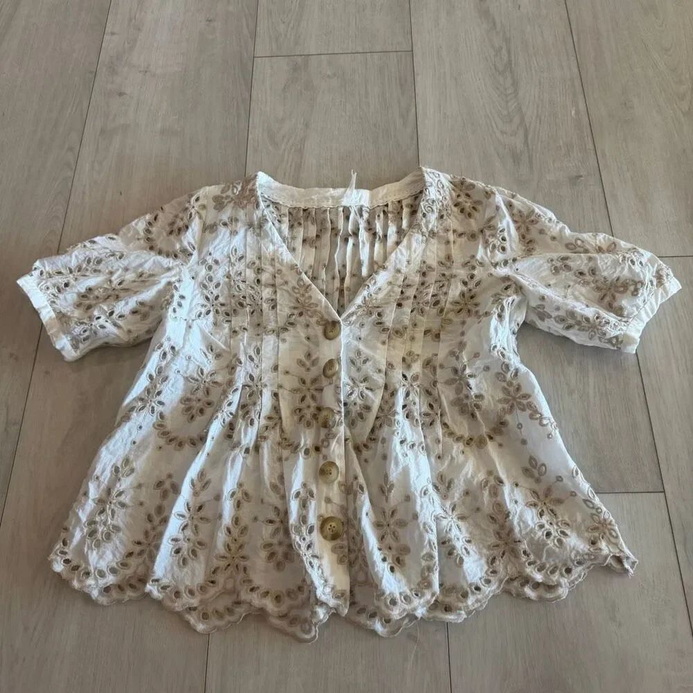 Feather Born by Anthropologie Median Eyelet Top. Size 2P